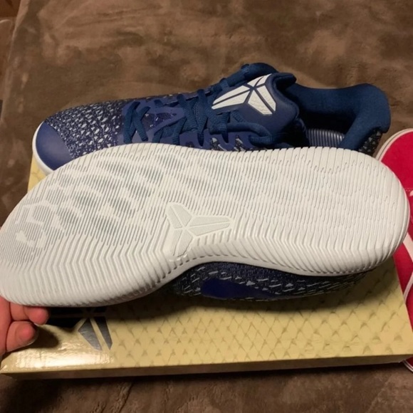 Kobe - Picture 3 of 5